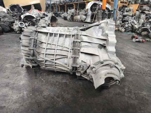 BOITE DE VITESSE AUTOMATIQUE AUDI 2.0TDI - Vue 3